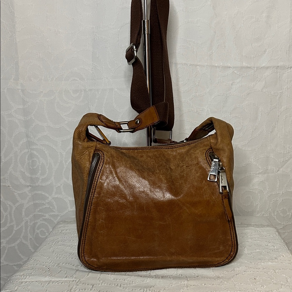 HOBO INTERNATIONAL Brown vintage smooth Leather Crossbody Bag.